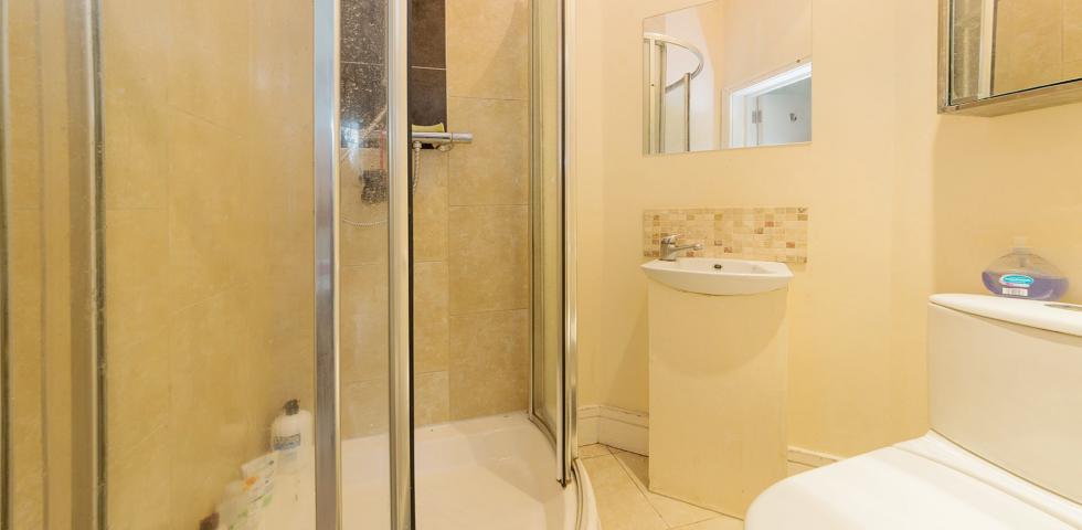 			3 Bedroom, 2 bath, 1 reception Flat			 Westbere Road, WEST HAMPSTEAD